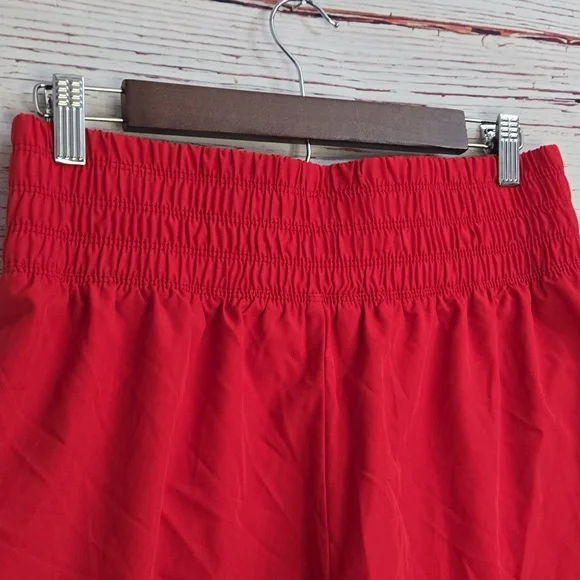 Old Navy Extra High-Rise Athletic Shorts Red 3” Inseam NWT Size M - Picture 9 of 13